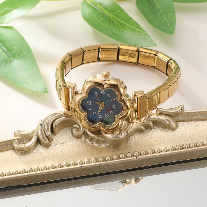 ArabicNumeral Flower Shape Lux - огляд і ціна Luxury Watch Makes
