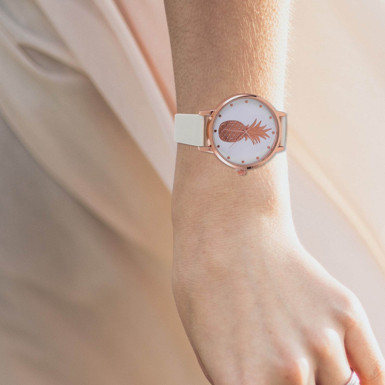 Women Casual Quartz Watch Pine - огляд і ціна Luxury Watch Gift For Her