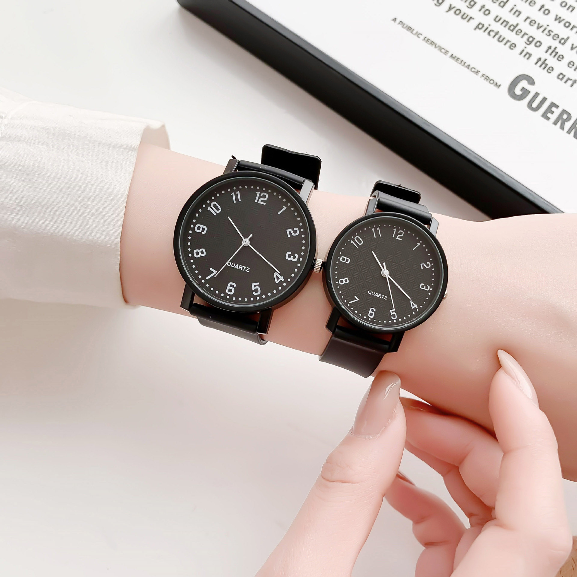 Simple Black Watch Quartz Watc - огляд і ціна Luxury Watch Quality
